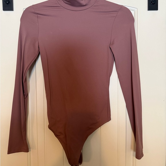 Abercrombie & Fitch Tops - NWOT - A&F Mock Neck Long Sleeve Bodysuit